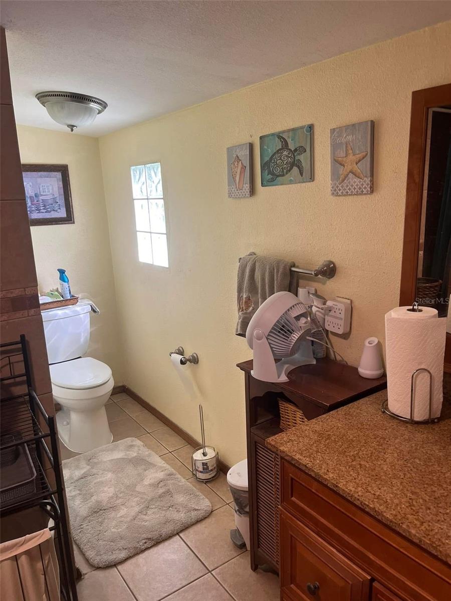 1529 W RIVER LN — photo 11