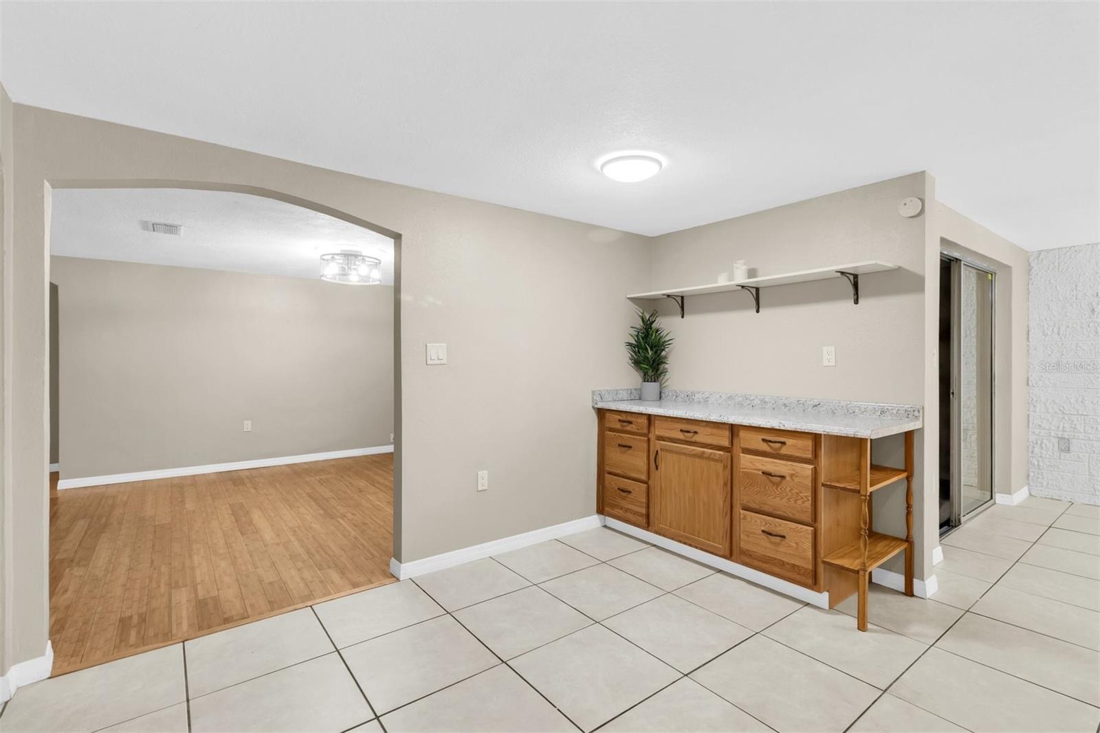 9203 GREENBRIAR LN — photo 20