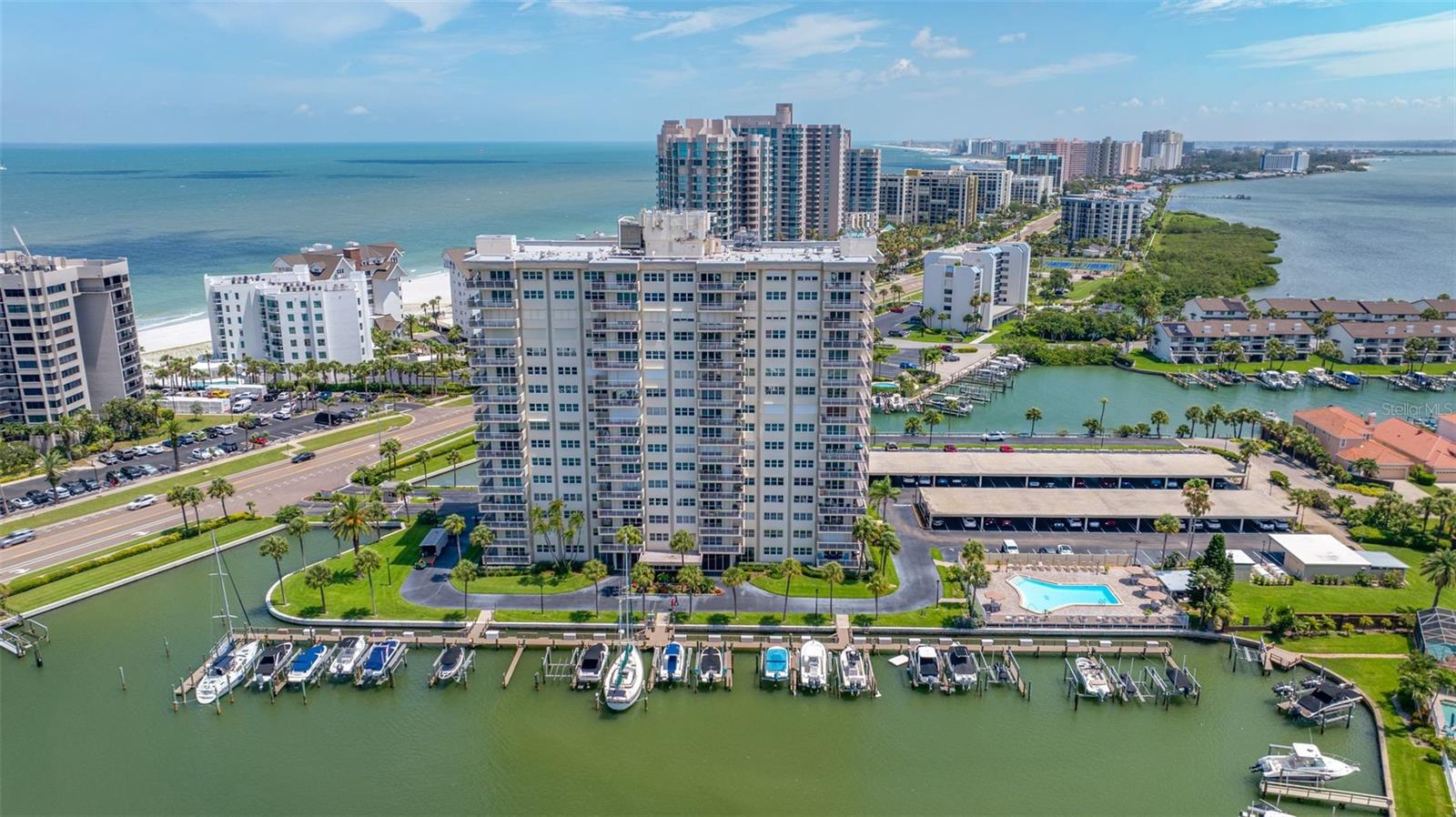 1621 GULF BLVD #501 — photo 2