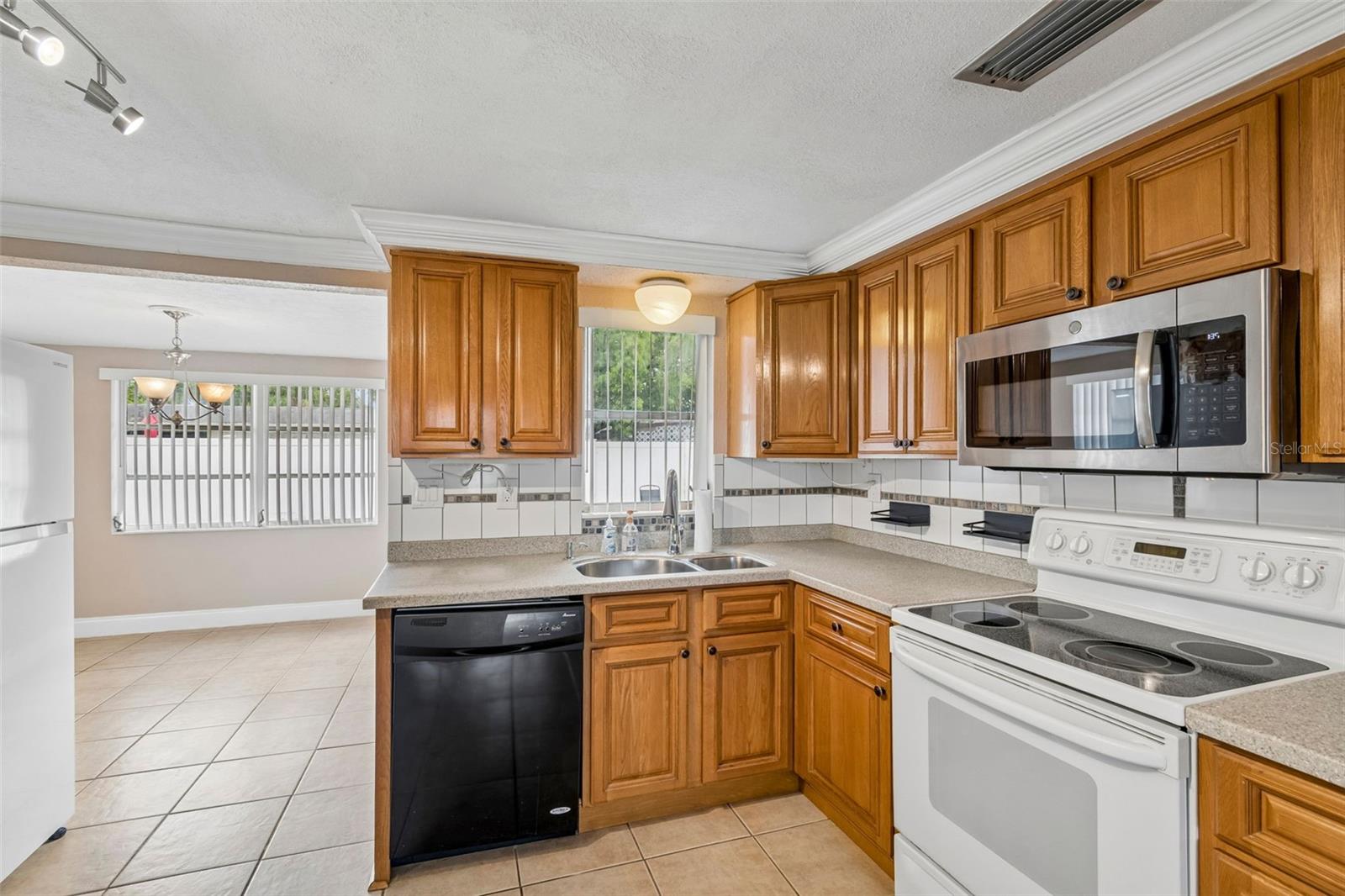 3533 WILSON DR — photo 17