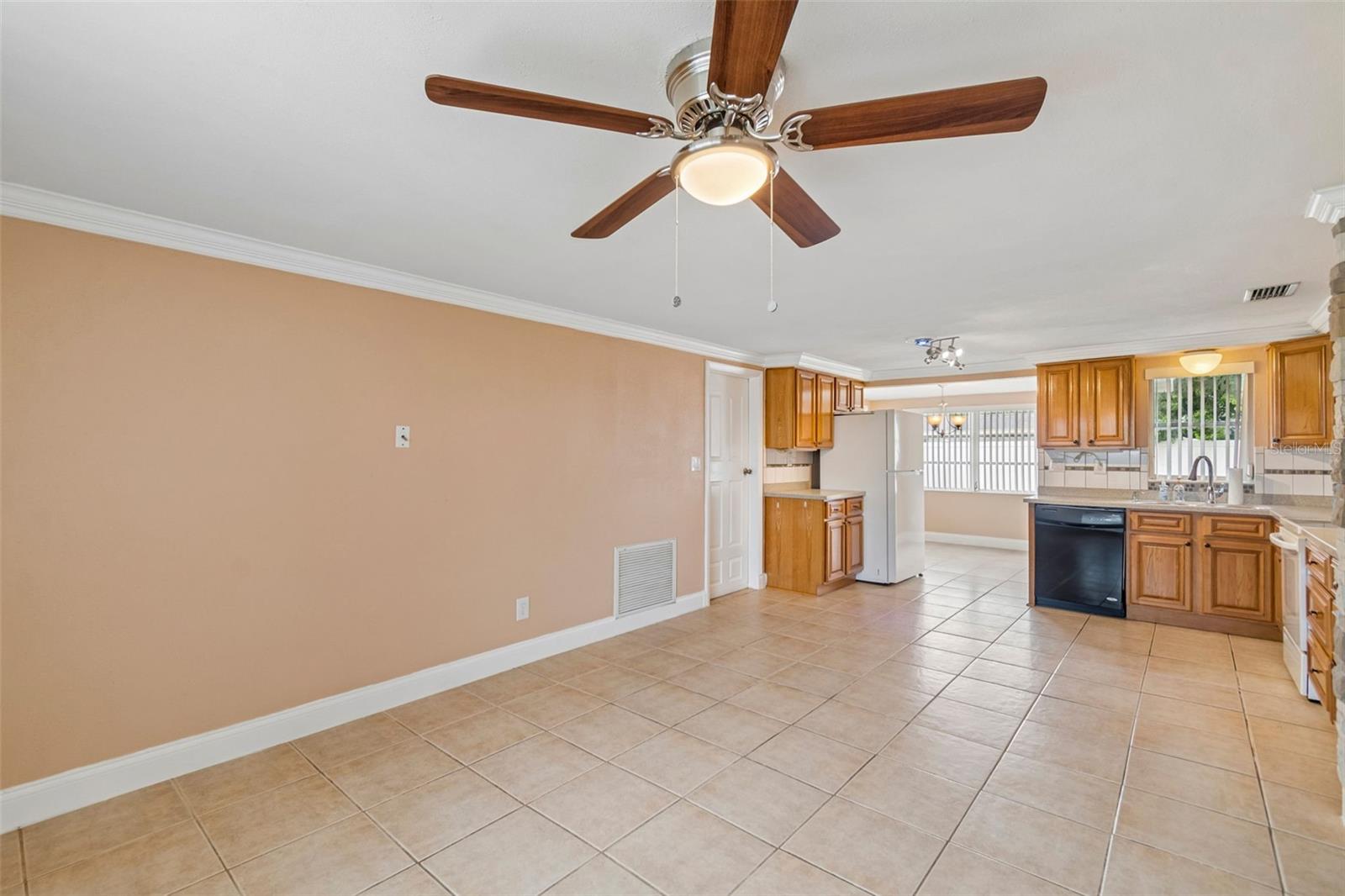 3533 WILSON DR — photo 11
