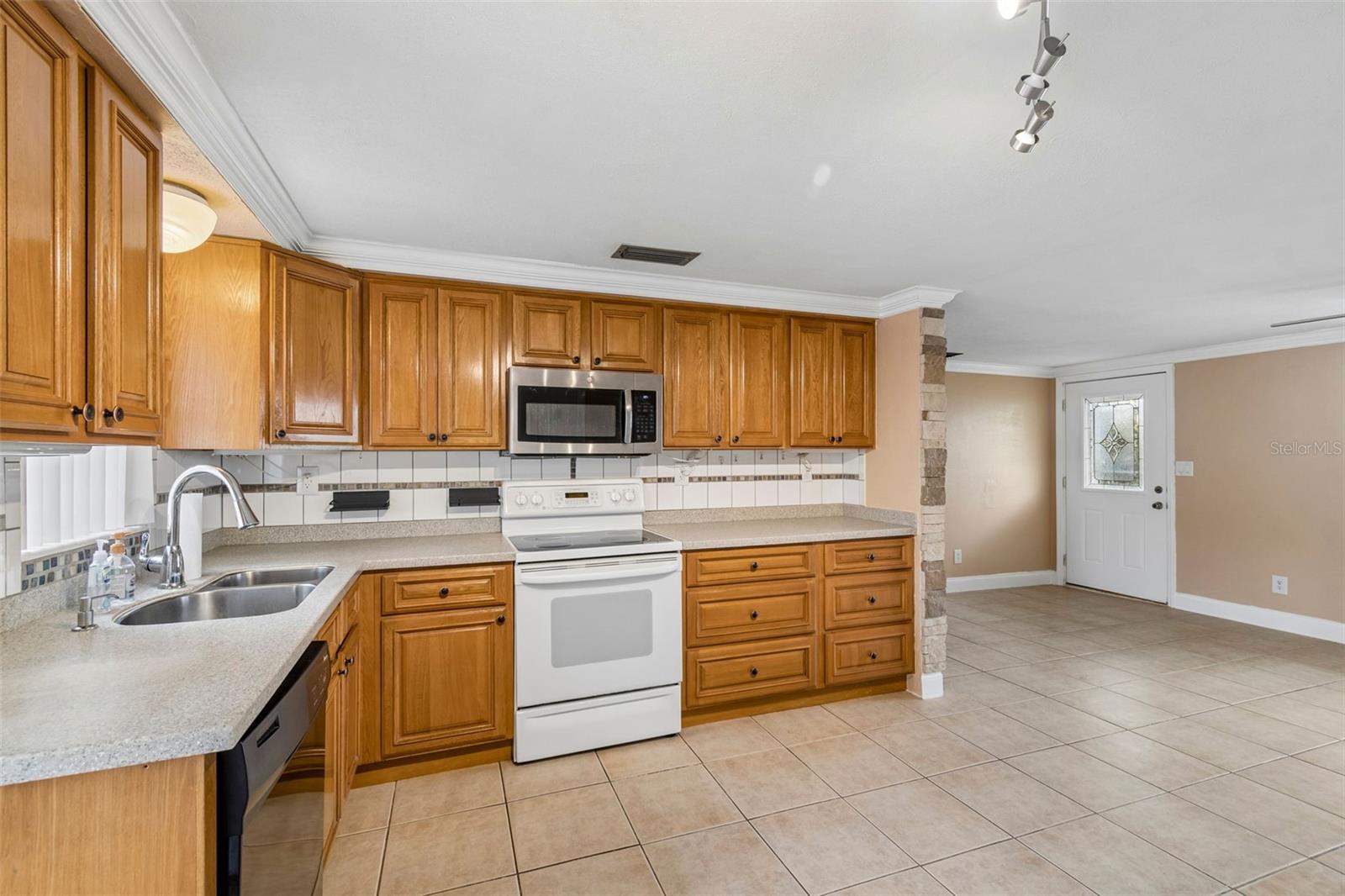 3533 WILSON DR — photo 15
