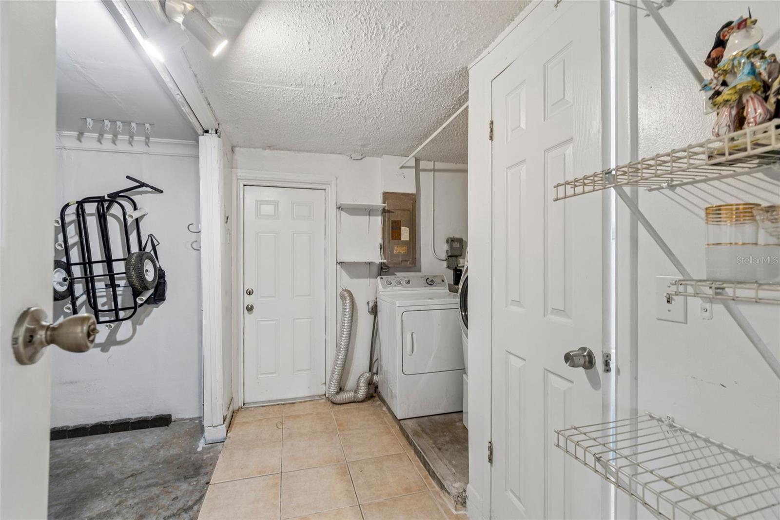3533 WILSON DR — photo 34