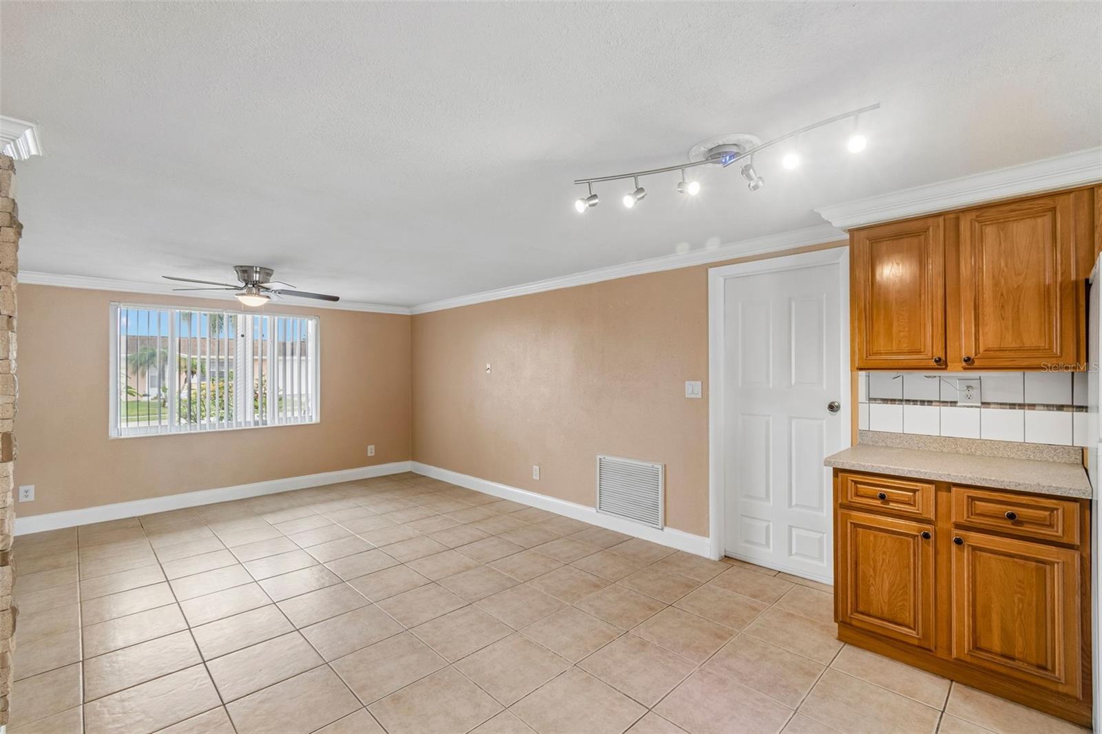 3533 WILSON DR — photo 19