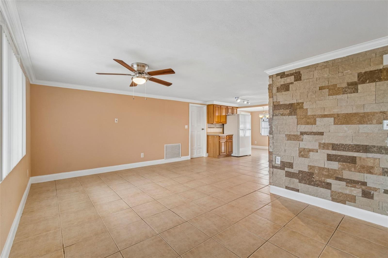 3533 WILSON DR — photo 7