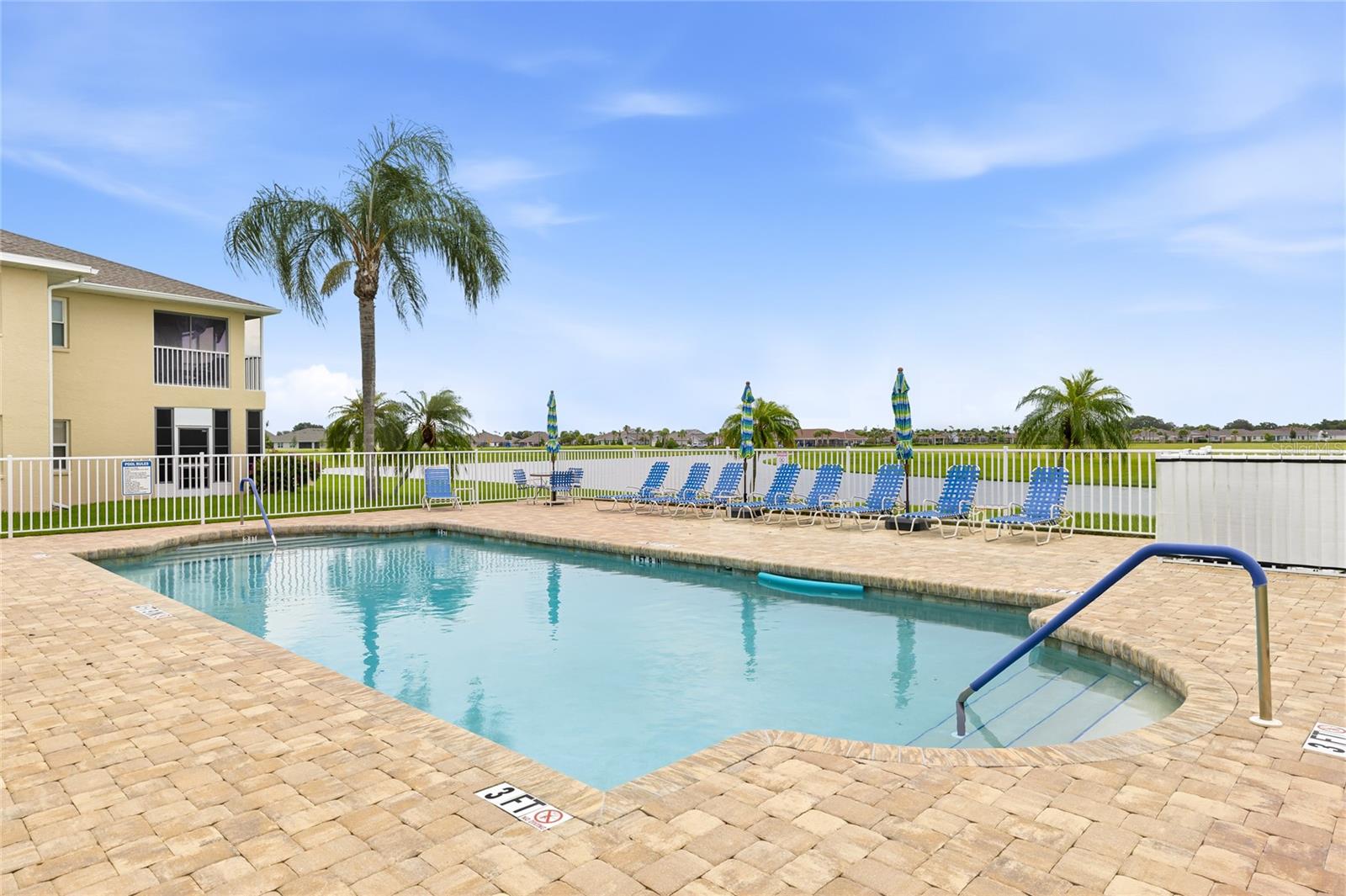 5800 SABAL TRACE DR #105 — photo 36