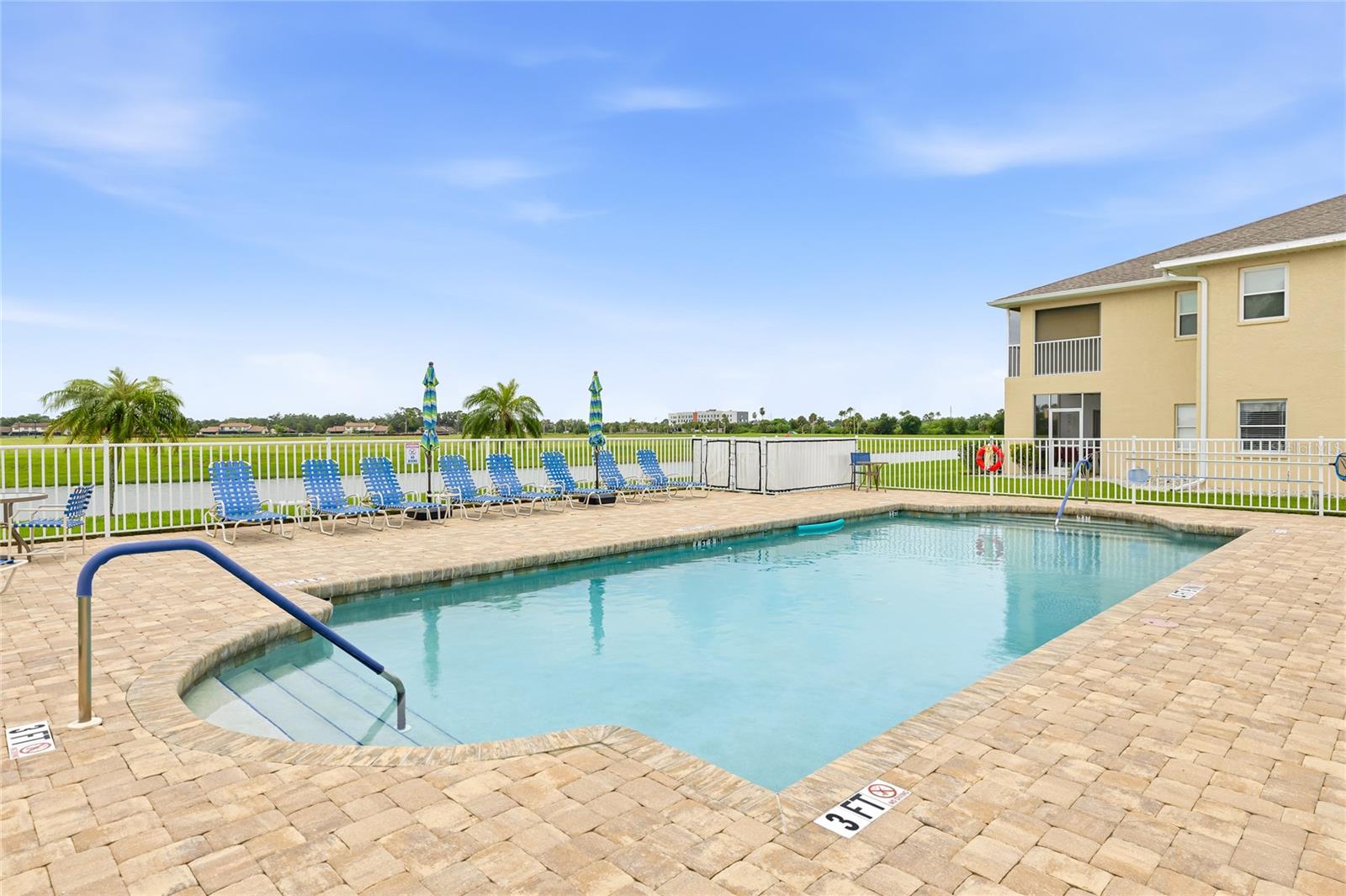 5800 SABAL TRACE DR #105 — photo 37