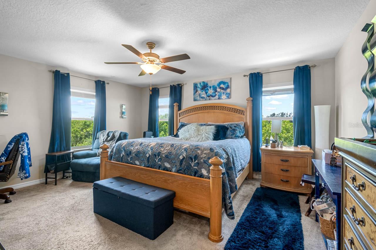 635 ROYAL EMPRESS DR — photo 18