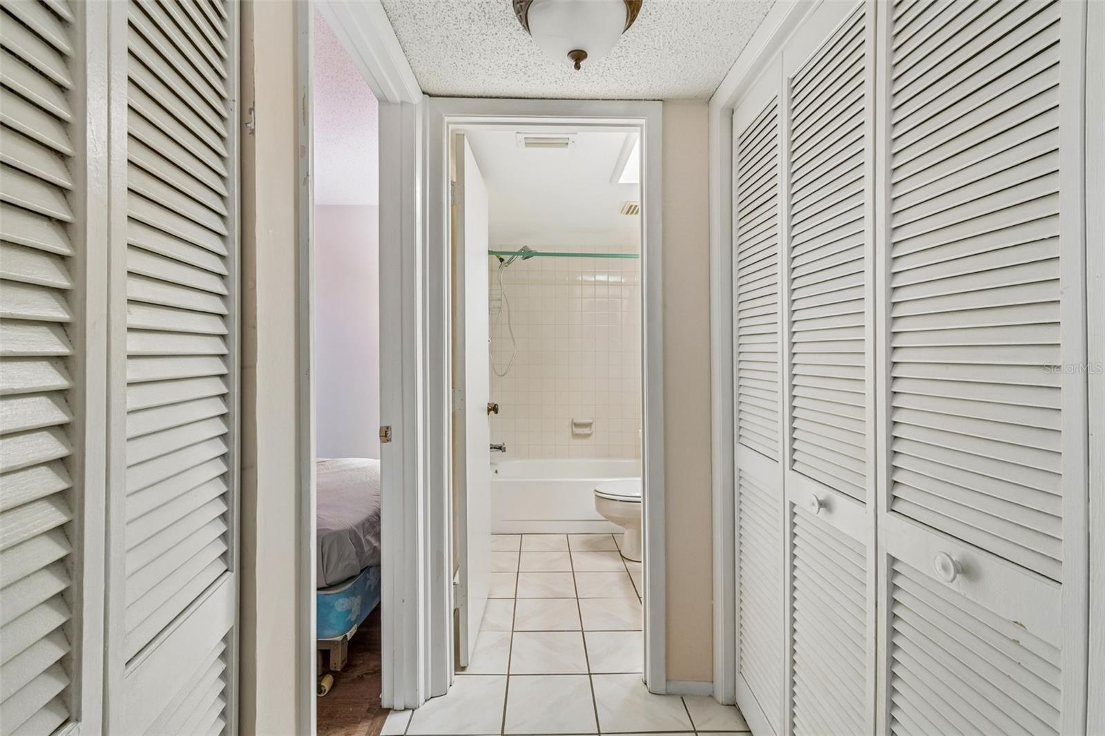 129 NANCY DR — photo 28
