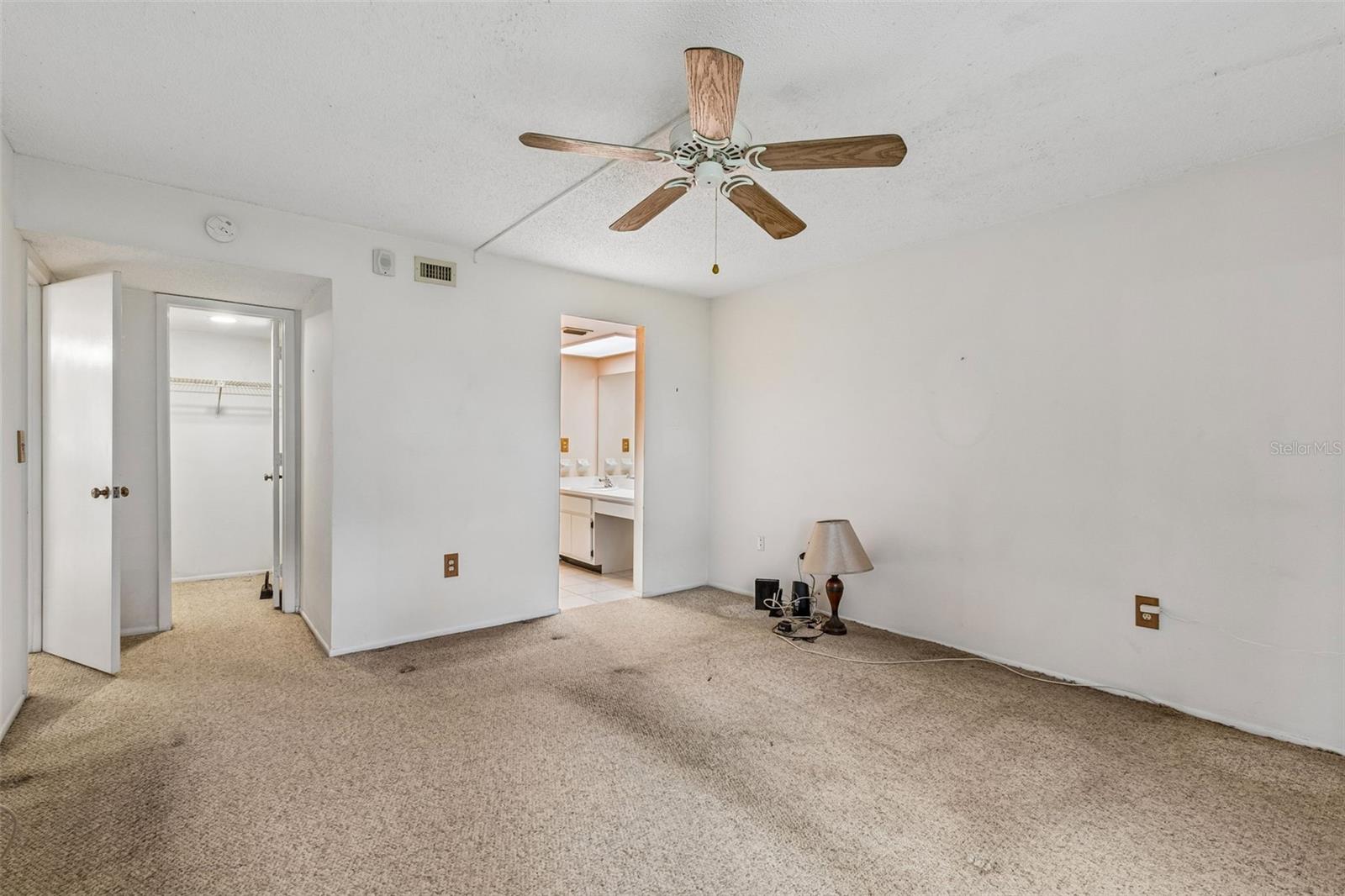 129 NANCY DR — photo 20