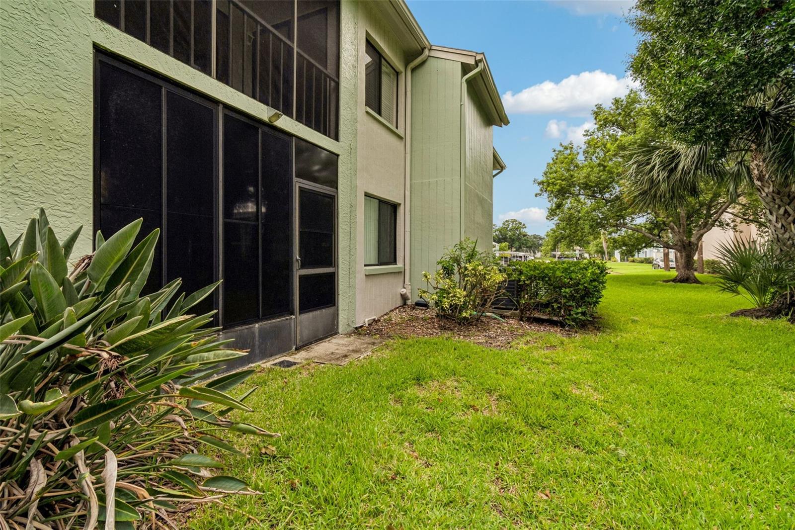 129 NANCY DR — photo 40