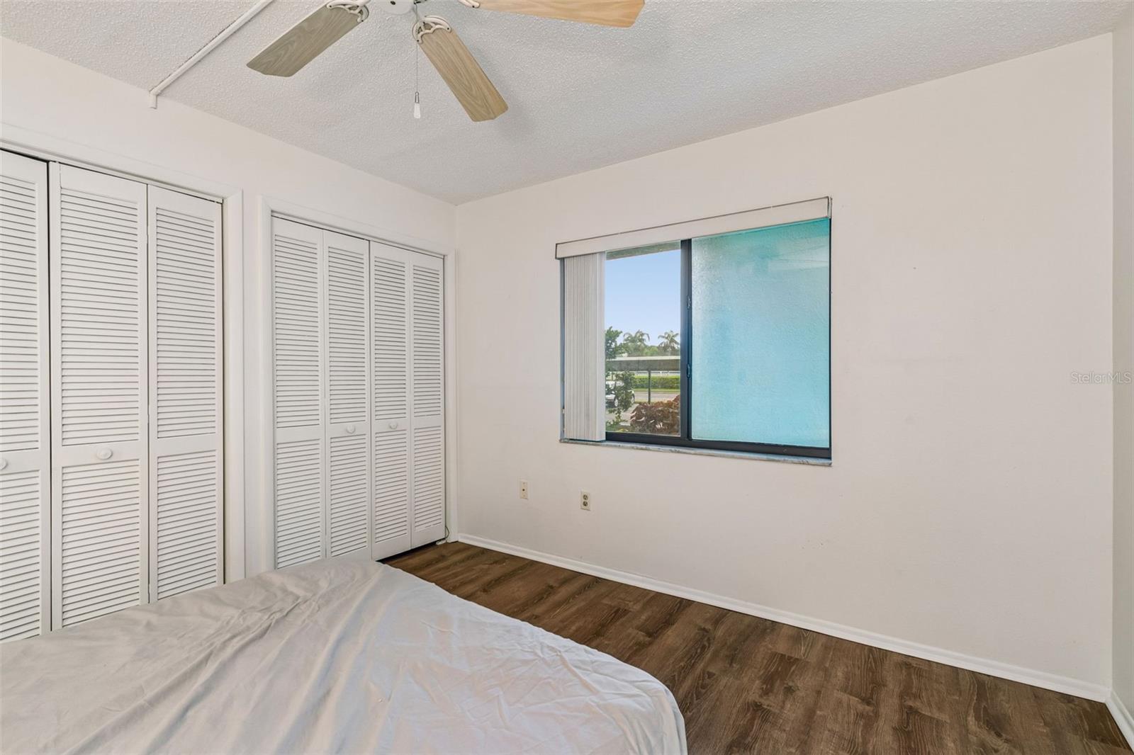 129 NANCY DR — photo 33