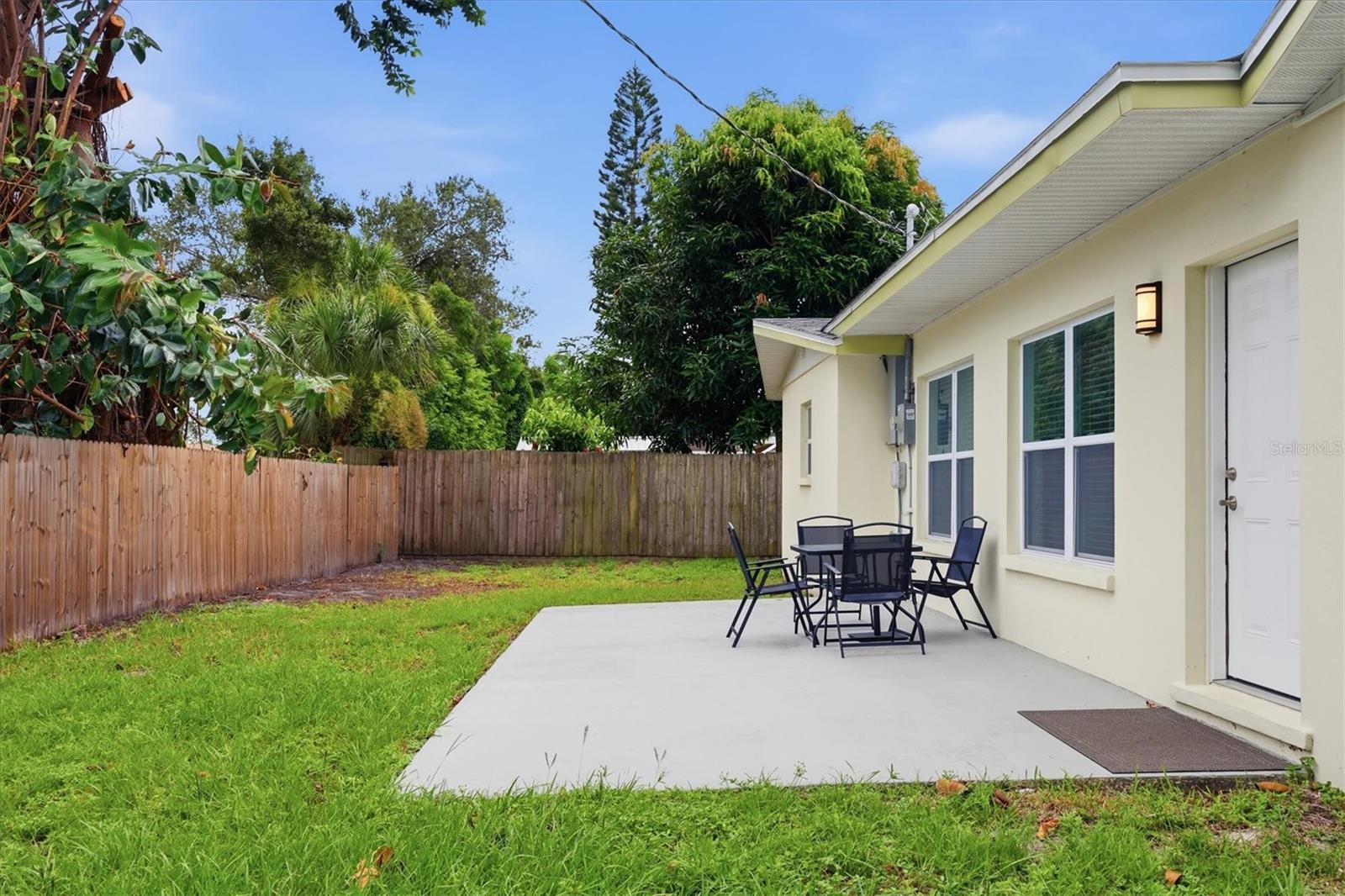 4411 BENEVA RD — photo 24