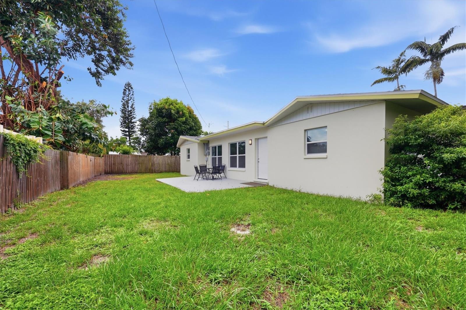 4411 BENEVA RD — photo 27