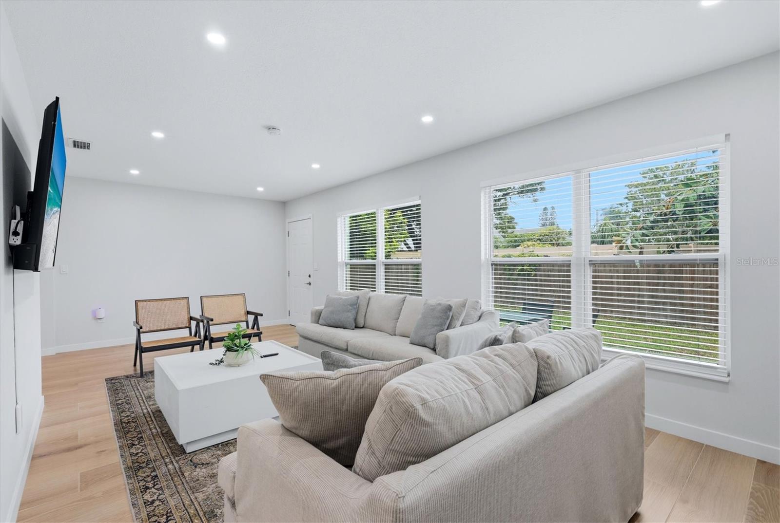 4411 BENEVA RD — photo 12