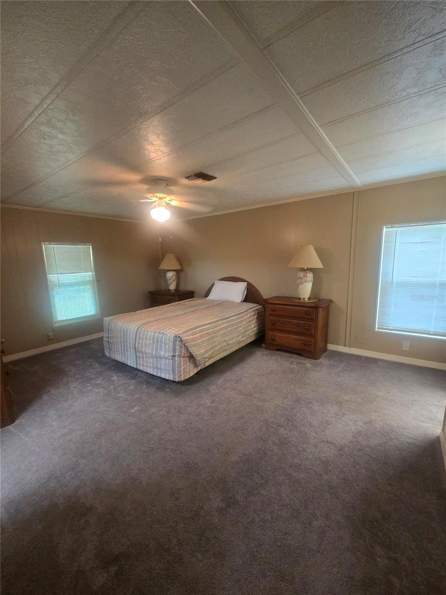 4645 BURNEY DR — photo 3