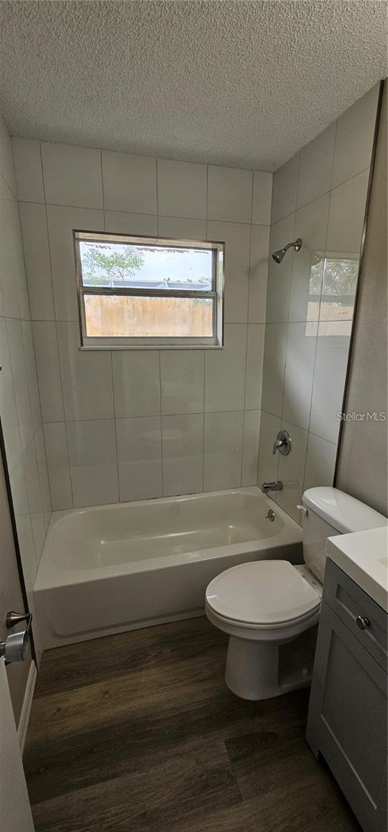 2047 & 2051 FIESTA DR — photo 21