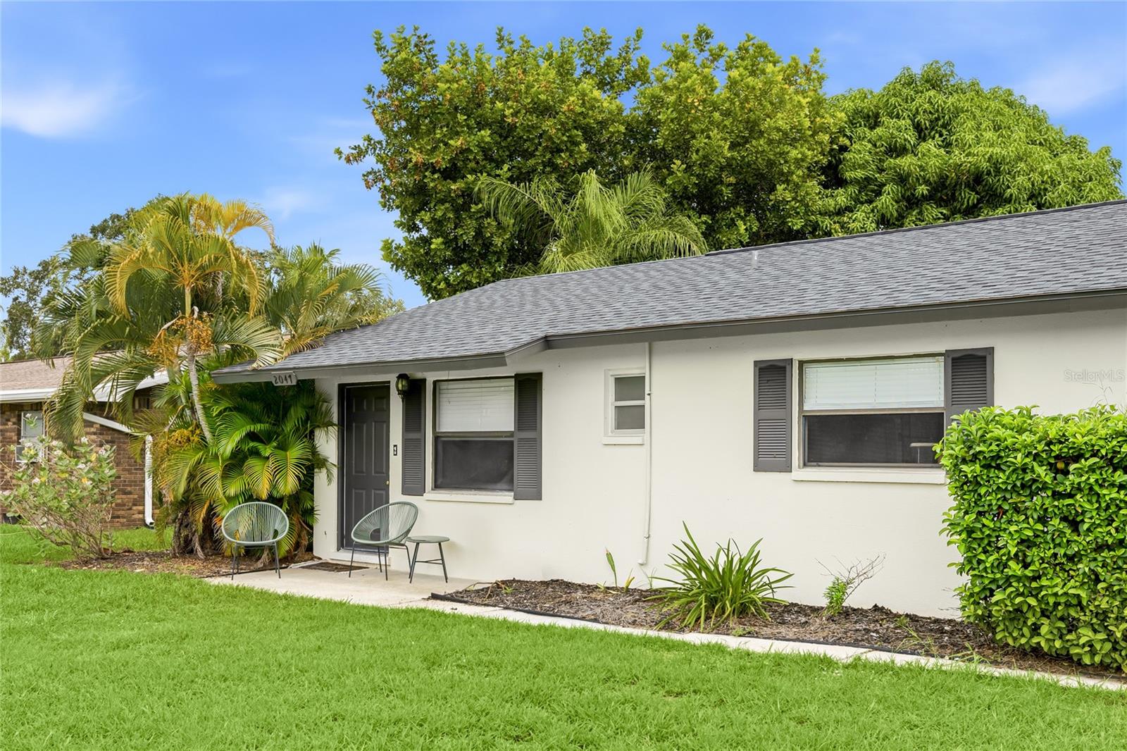 2047 & 2051 FIESTA DR — photo 3