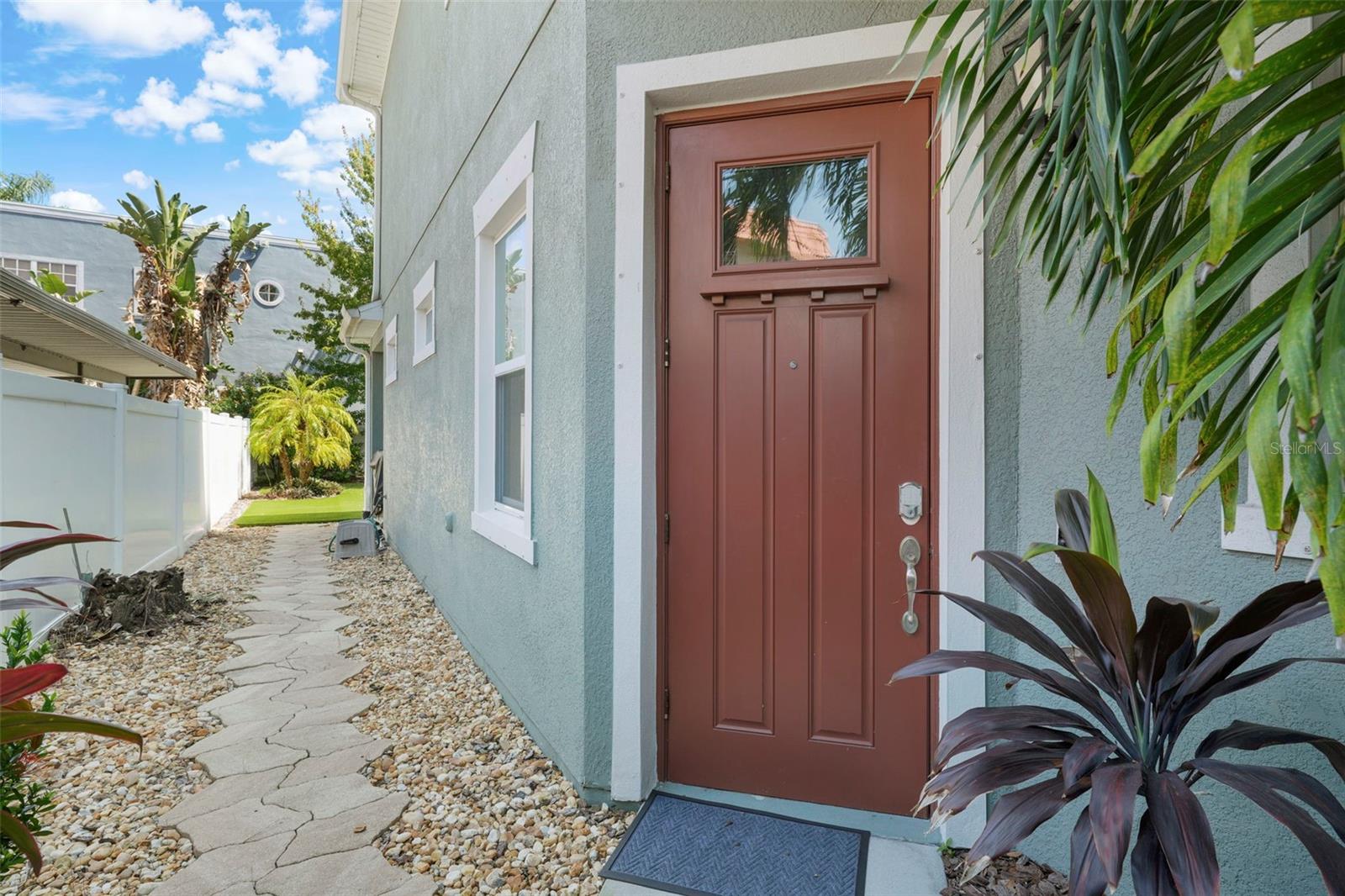 214 S HABANA AVE #1 — photo 4