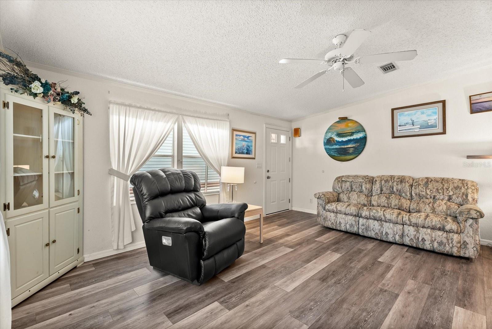 321 BLACKBURN BLVD — photo 6