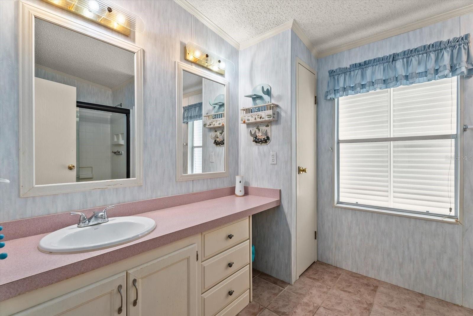 321 BLACKBURN BLVD — photo 18