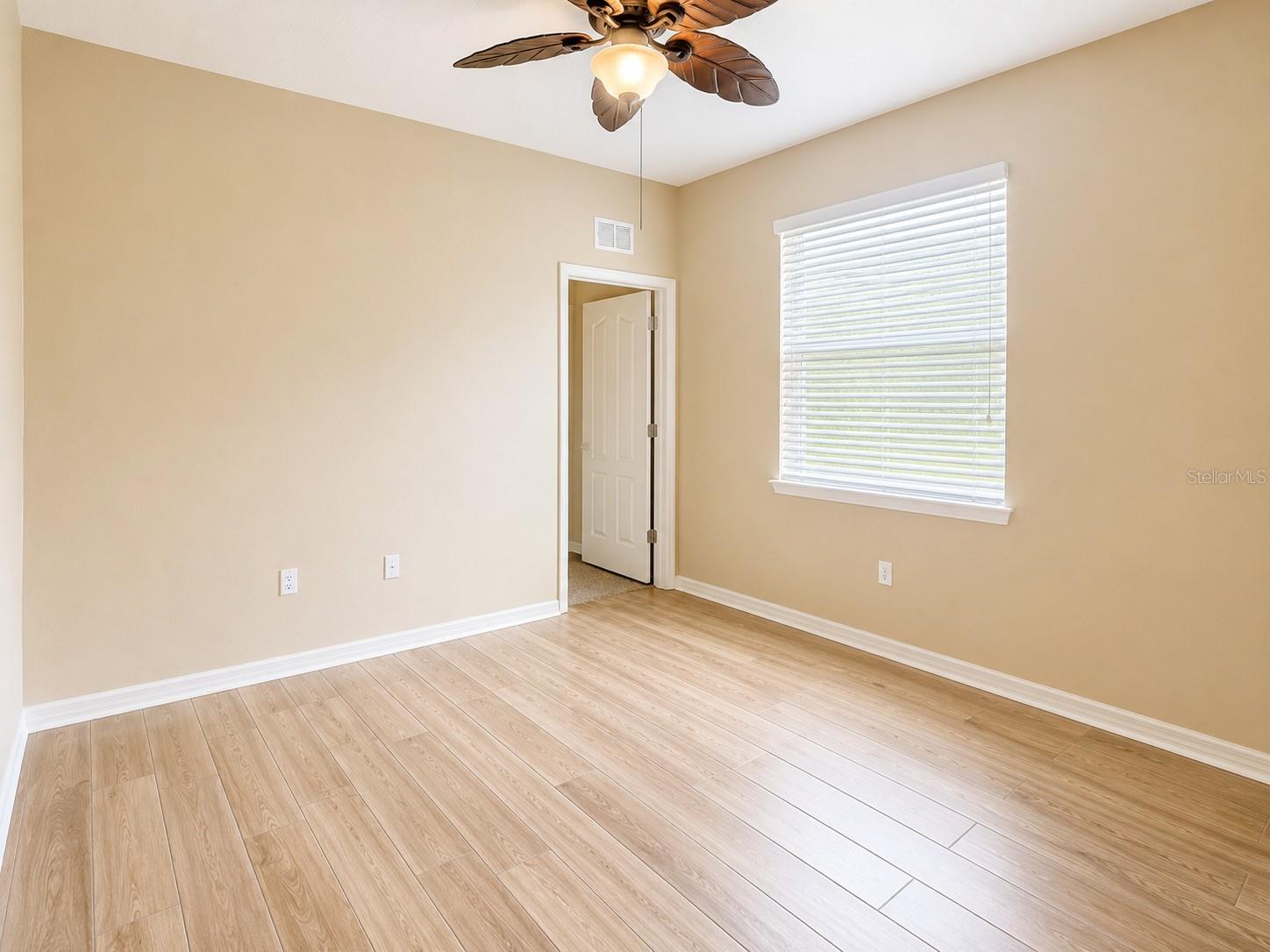 7436 SURREY PINES DR — photo 6