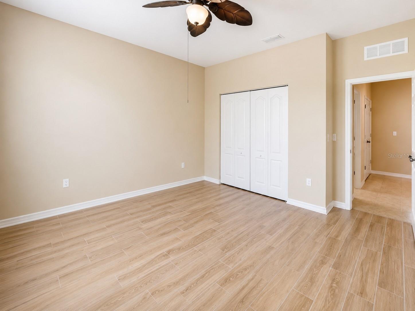 7436 SURREY PINES DR — photo 7