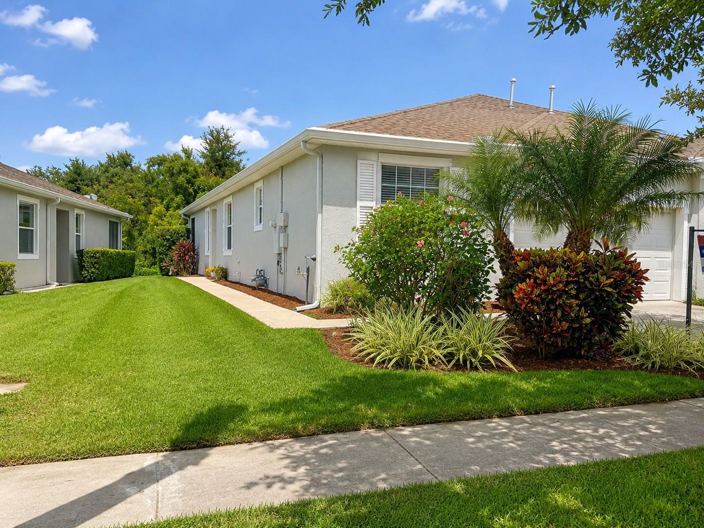 7436 SURREY PINES DR — photo 10