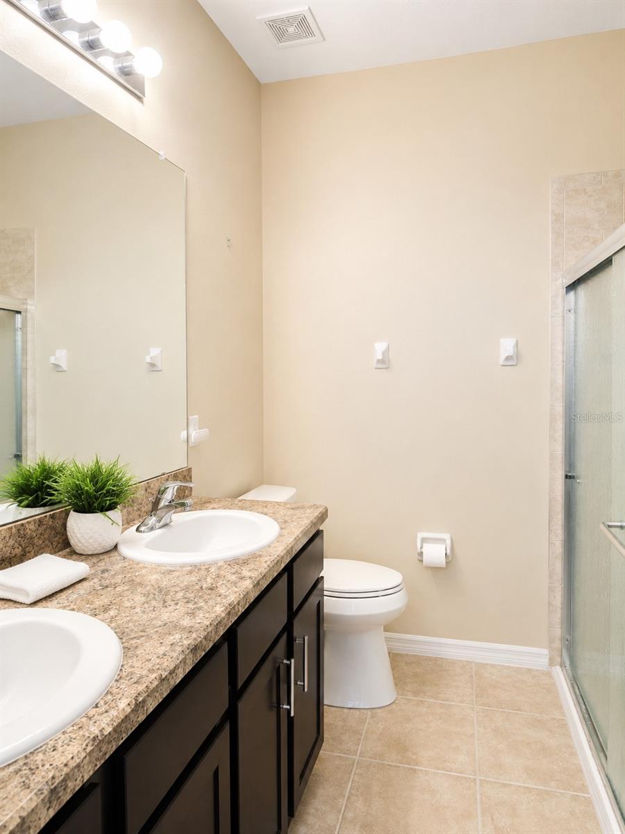 7436 SURREY PINES DR — photo 5