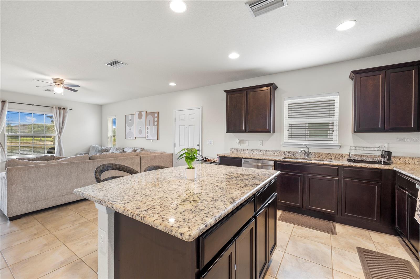 9335 AMERICAN HICKORY LN — photo 11