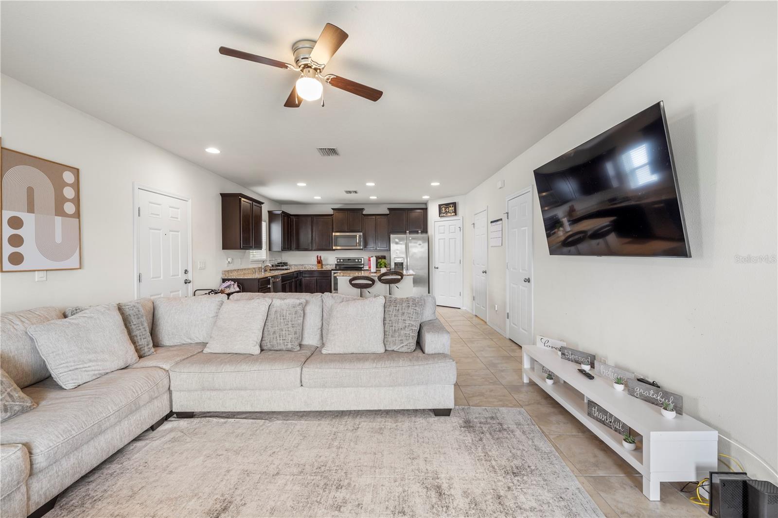 9335 AMERICAN HICKORY LN — photo 4