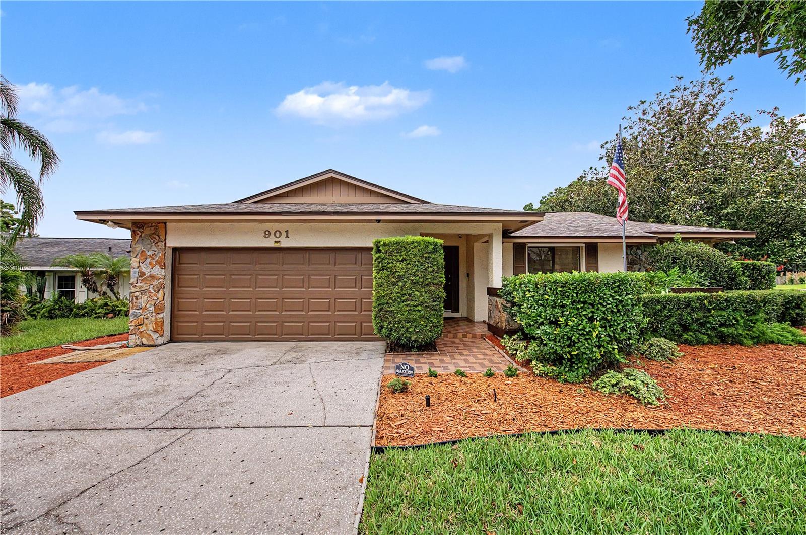 901 TARAWOOD LN — photo 4