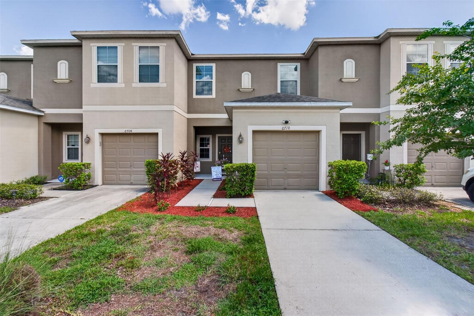 6710 HOLLY HEATH DR — photo 8