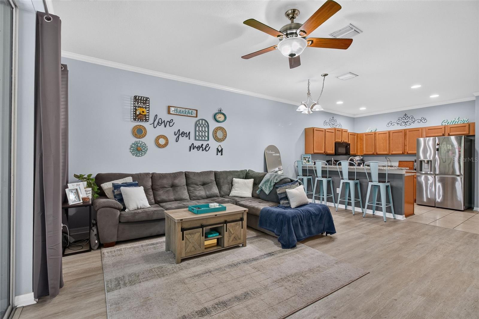 6710 HOLLY HEATH DR — photo 32