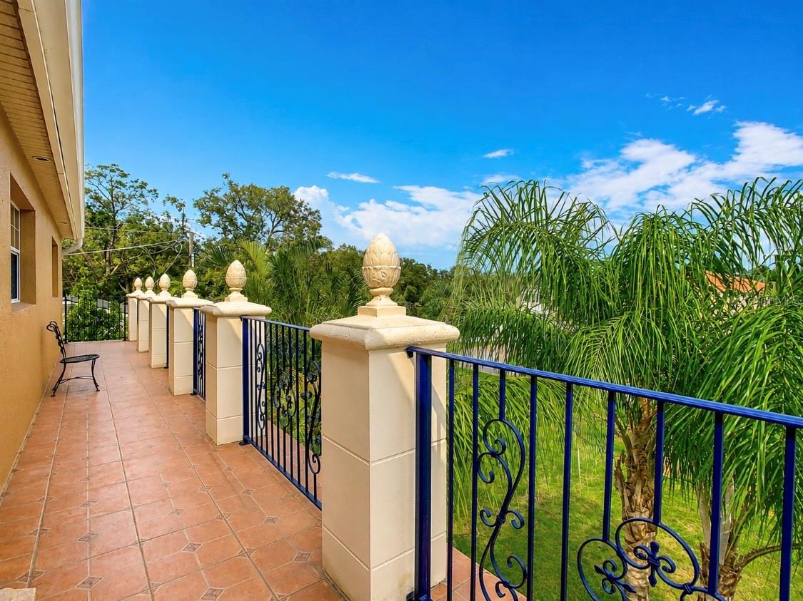 4929 N RIVER SHORE DR — photo 41