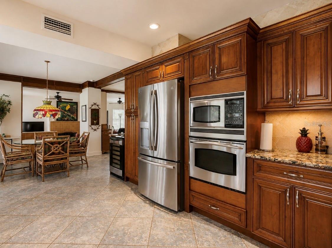 4929 N RIVER SHORE DR — photo 26