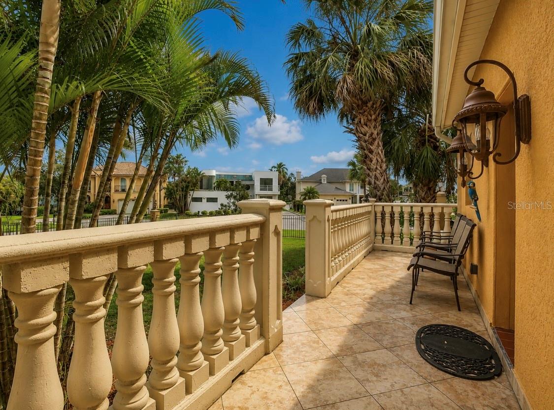 4929 N RIVER SHORE DR — photo 42