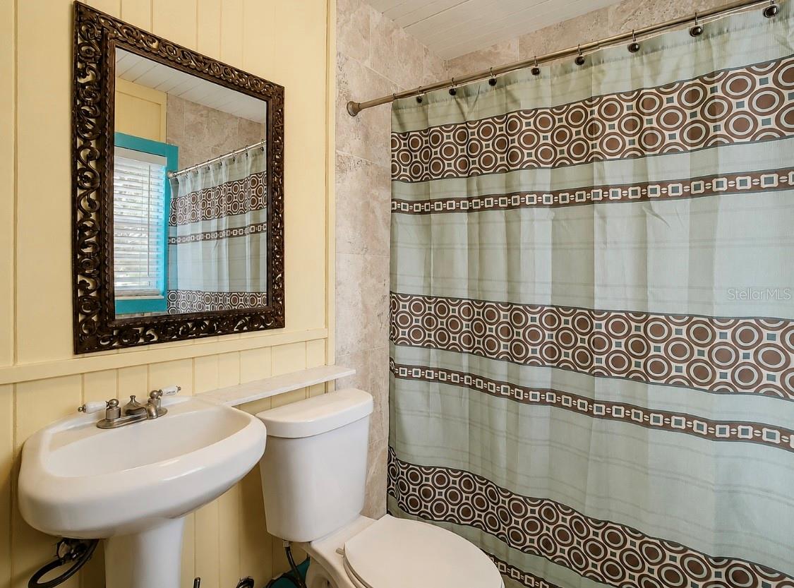 4929 N RIVER SHORE DR — photo 58