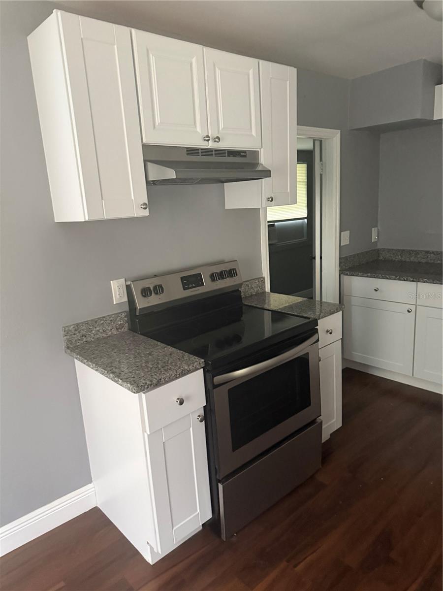 2615 E 28TH AVE — photo 7