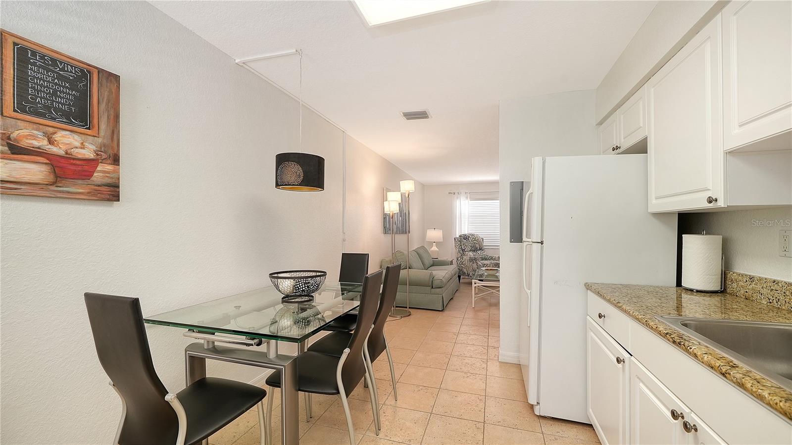 1749 HILLVIEW ST #1 — photo 10
