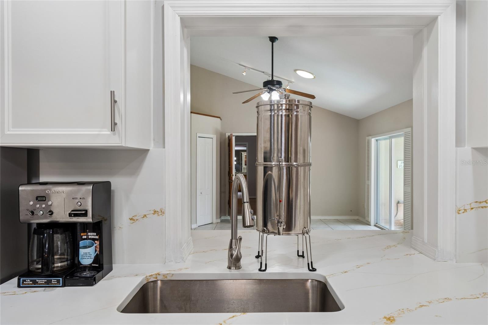 1055 RIVERSIDE RIDGE RD — photo 27