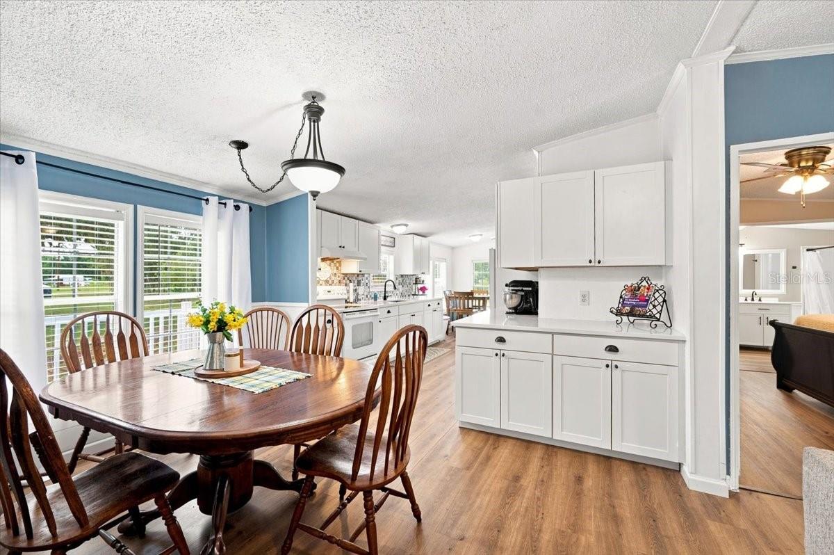 4905 KYLE LEE LN — photo 13