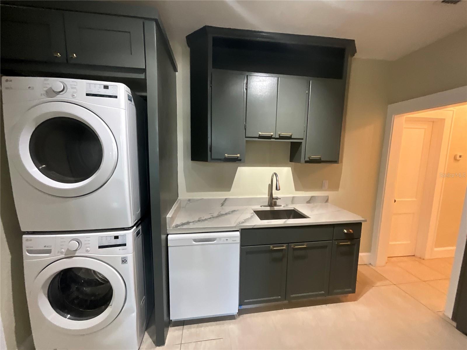 2610 CENTRAL AVE #1 — photo 6