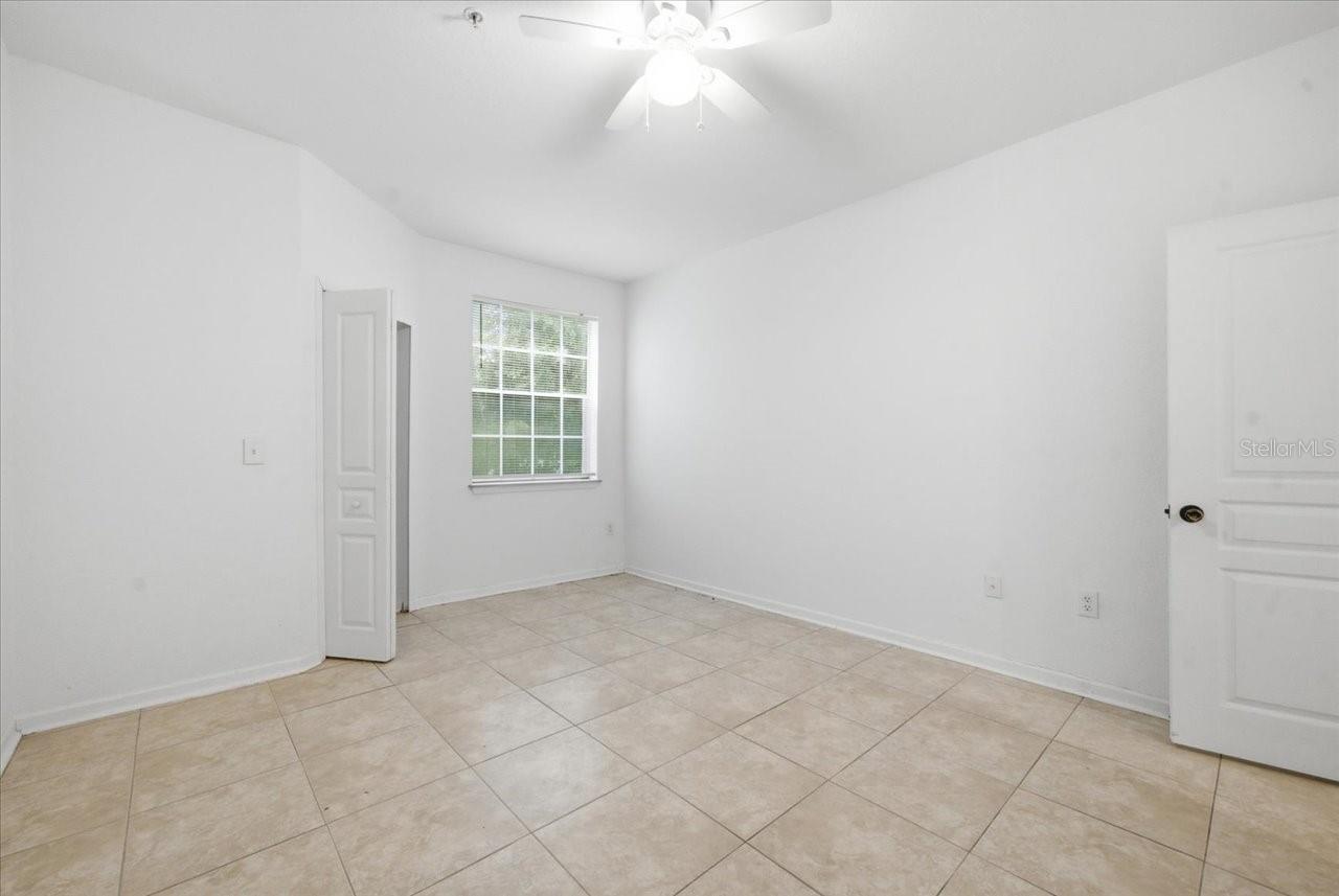 17104 CARRINGTON PARK DR #516 — photo 24