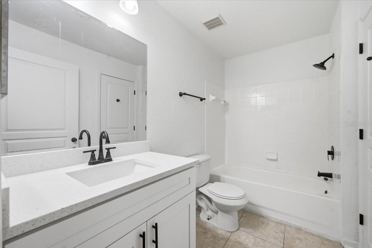 17104 CARRINGTON PARK DR #516 — photo 20