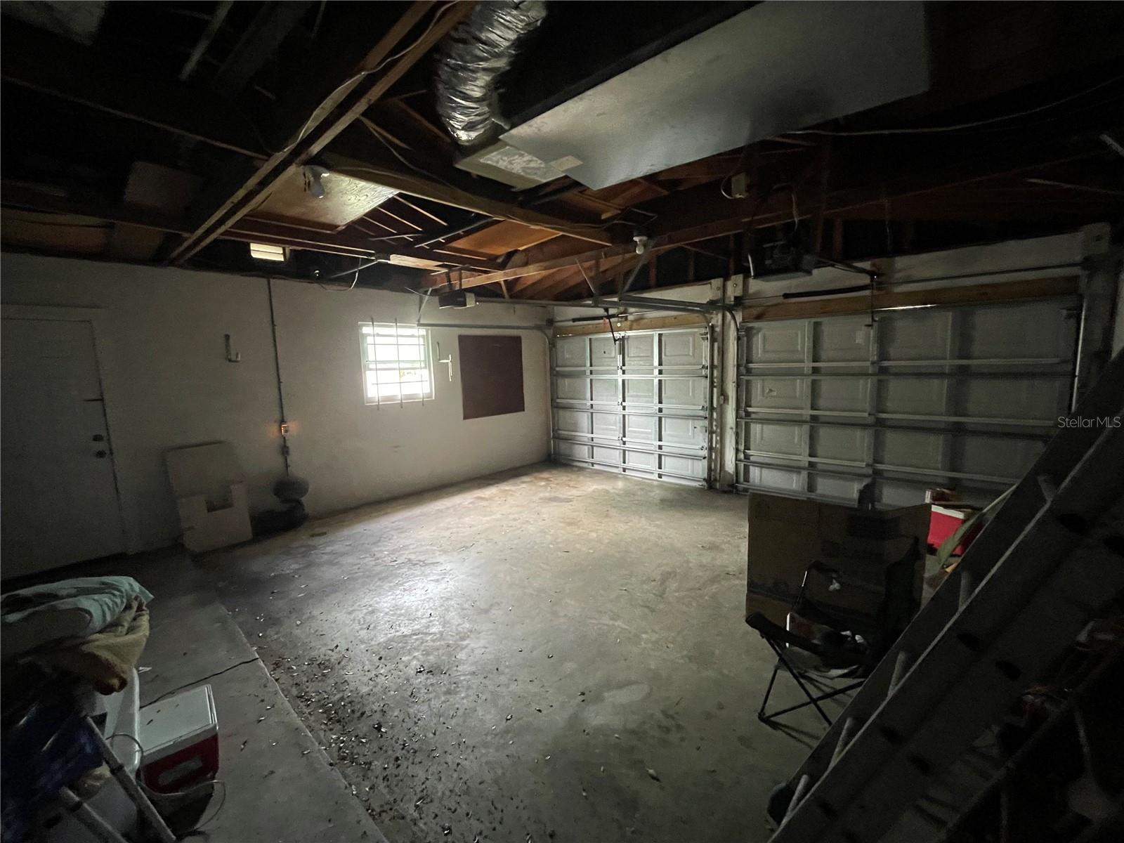 635 DEVILLE DR E — photo 11