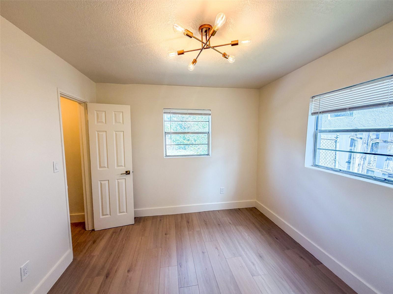 4211 W BAY VIEW AVE — photo 14