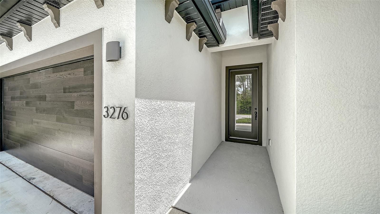 3276 CHIPLEY AVE — photo 2