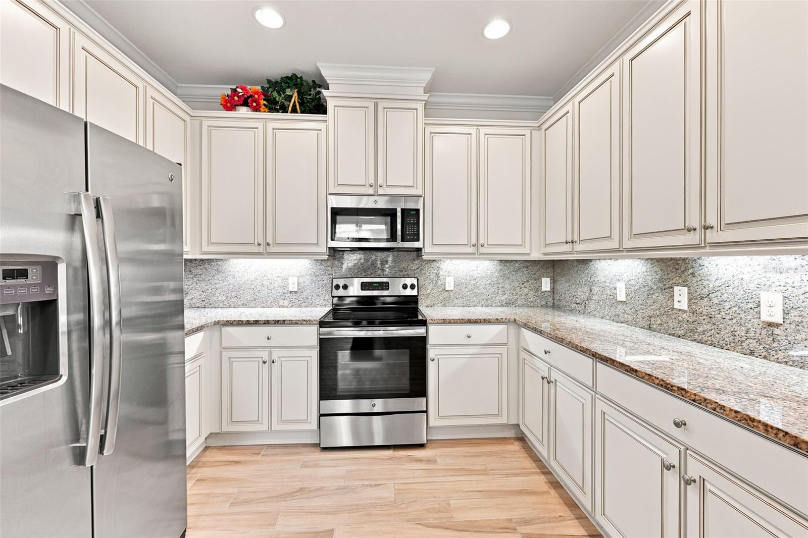 623 CHIPPER DR — photo 9