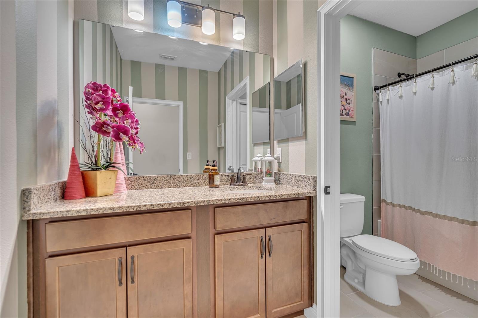 8219 TEA OLIVE TER — photo 41